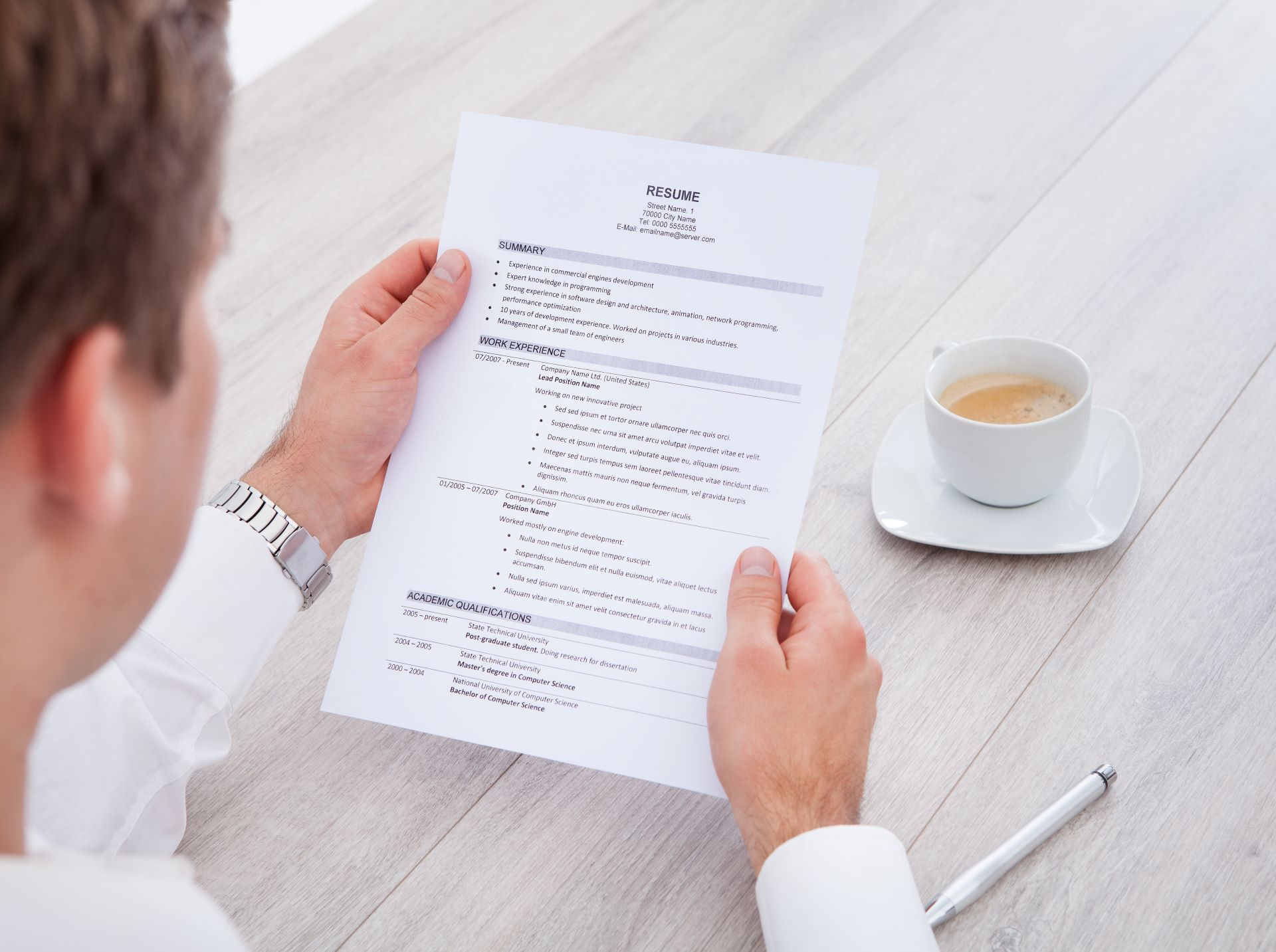 Ace Your Job Search: Expert Tips for Resumes, CVs, and Cover Letters